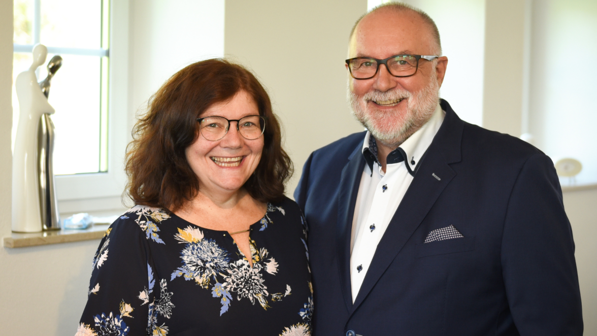 Peter und Gisela Krämer – Dozenten & Veranstalter der Kompakt-Mediationsausbildung bei PFEOS